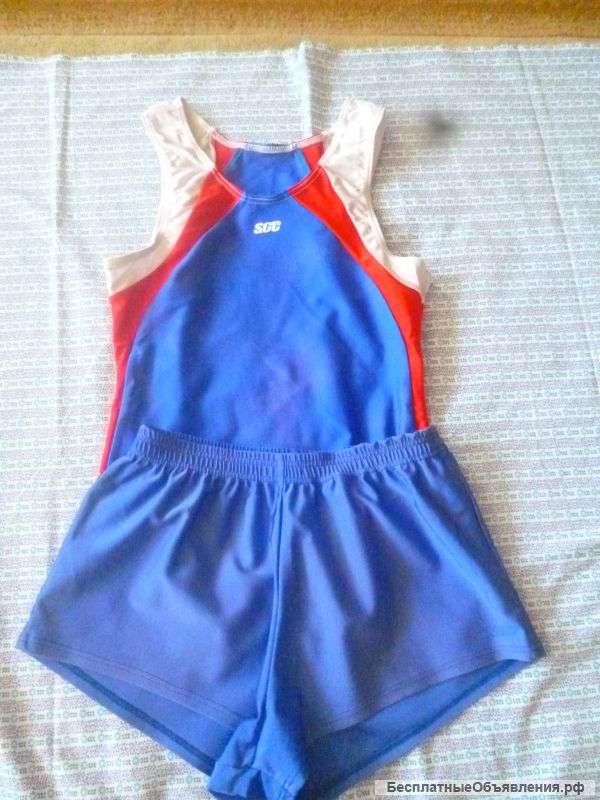 Купальник и шорты для спортивной гимнастики