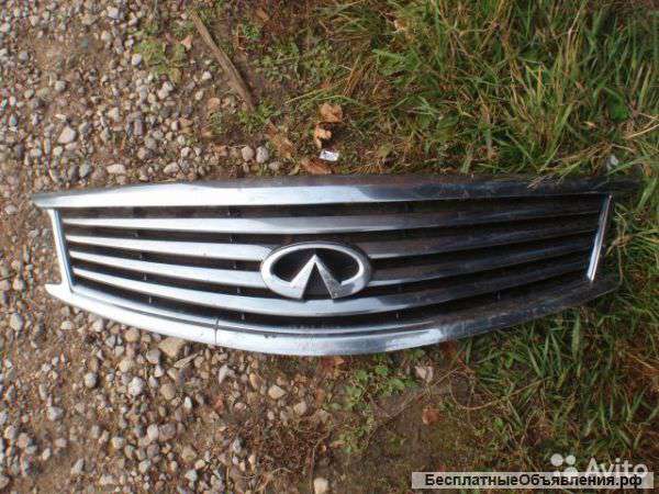 Решетка радиатора Infiniti G35/37