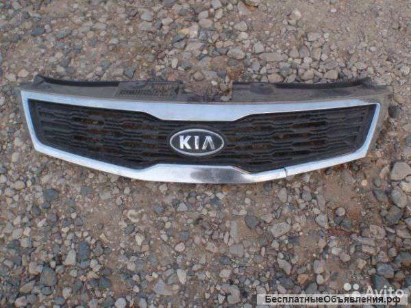 Решетка радиатора Kia Ceed
