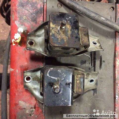 Подушки двигателя Subaru Legacy B4