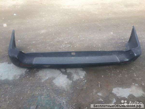 Бампер задний Toyota Land Cruizer 100