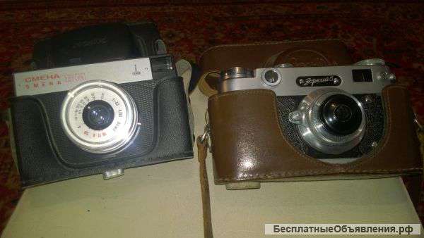 Фотоаппараты Смена8М и Зоркий 5 в кожанных футлярах