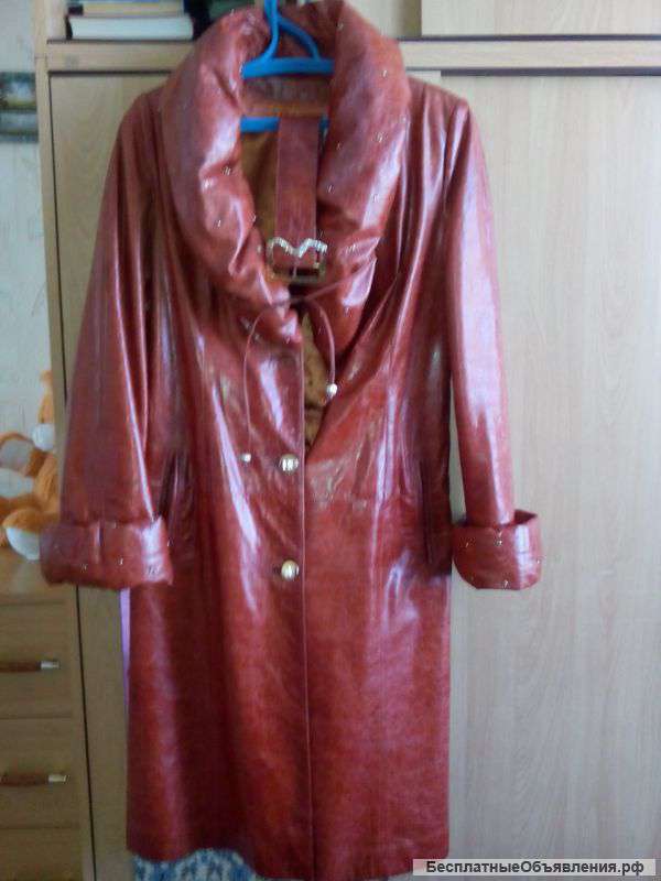 Кож.пальто и куртку 44-46р. б/у дешево.