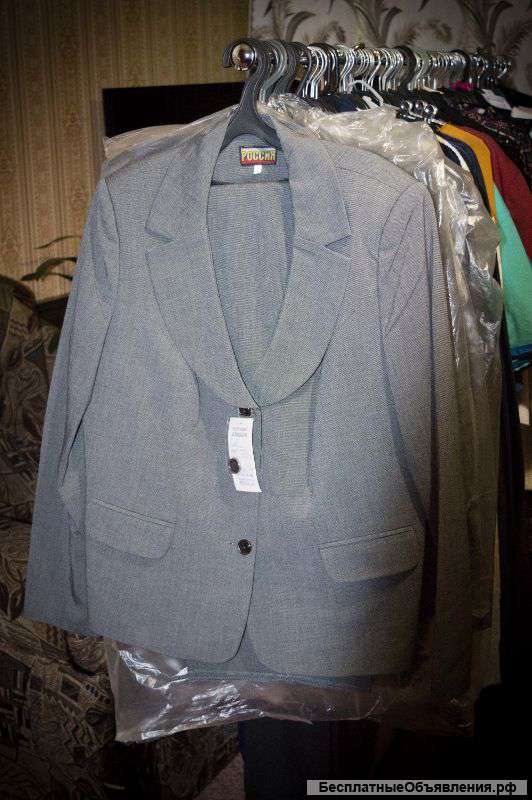 Костюмы строгие НОВЫЕ