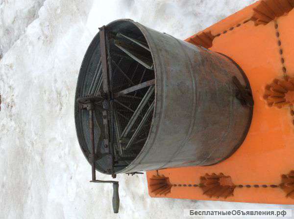 Медогонка 4-х рамочная, с оборотными кассетами