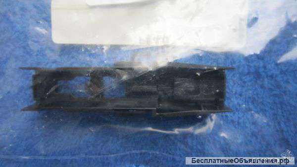 DKW100020 Range rover vogue, discovery 2 Адаптер крепления щётки оригинальный