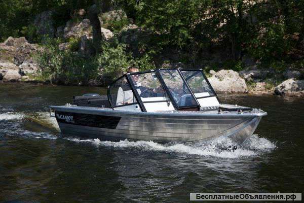 Лодку (катер) Салют-430 PRO Scout