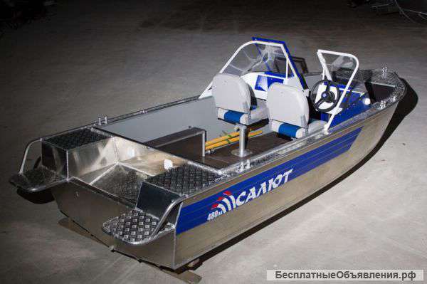 Лодку (катер) Салют-480М Classic