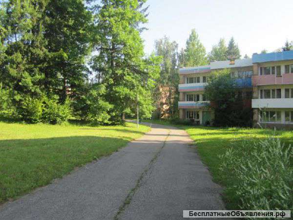 Оздоровительный комплекс 11850 кв м на участке 9 га, Истринский район, д. Кострово.