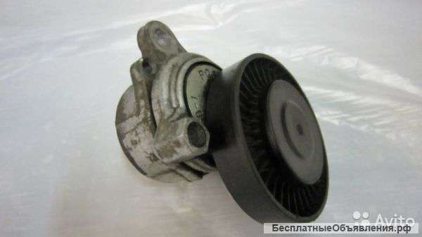 PQG100190 Freelander 1 2002-2005 Натяжной ролик кондиционера оригинальный