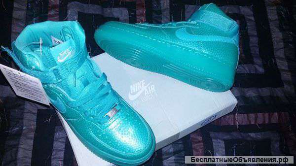 Новые кроссовки nike air force