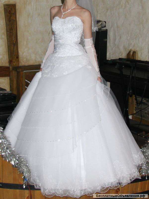 Свадебное платье