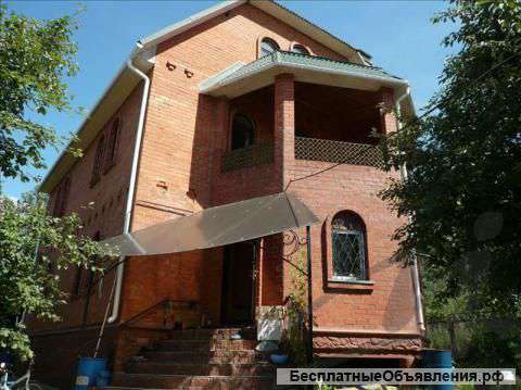 Большой обжитой дом на участке 21 сотка