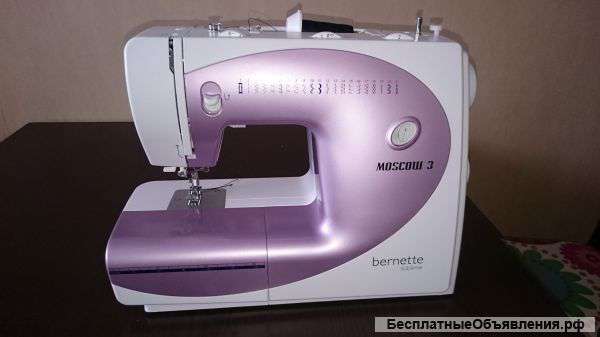 Новую швейную машинку Bernette Moscow 3