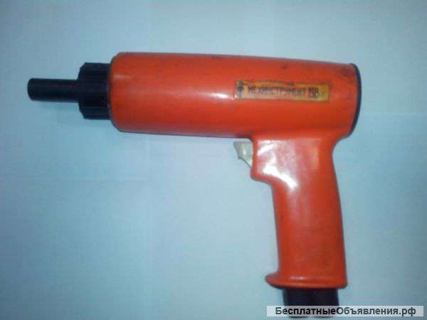 Пневмо дрель ИП-1024. 1000 об/мин. Конус Морзе 1. 440 Вт.