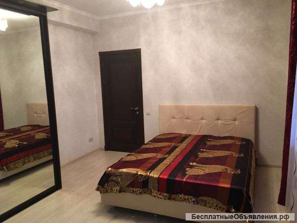 Светлая квартира в Сочи в центре