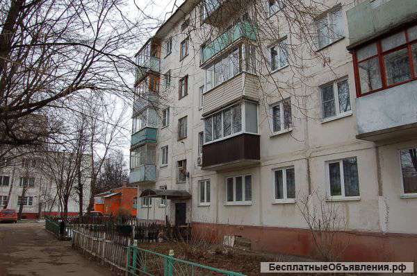 1комн. кв. г. Серпухов, ул. Космонавтов 25 А. 4/5