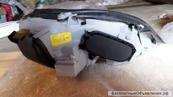 Передняя фара на а/м mercedes S-class (W220)