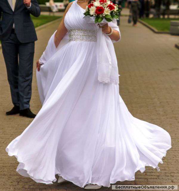 Очень красивое свадебное платье в греческом стиле