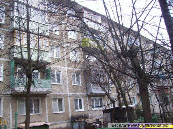 2 комн.квартиру г.Серпухов, ул.Космонатов, д.15б