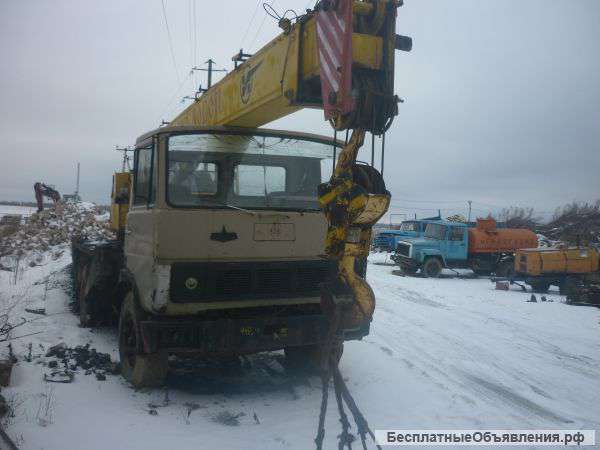 Автокран МАЗ 53370