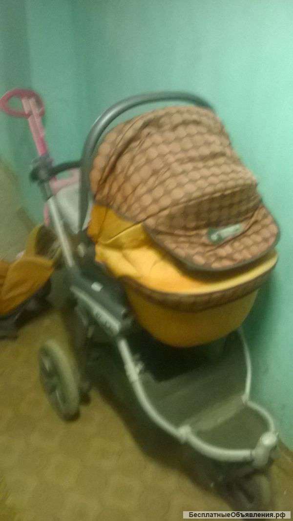 Коляску б/у