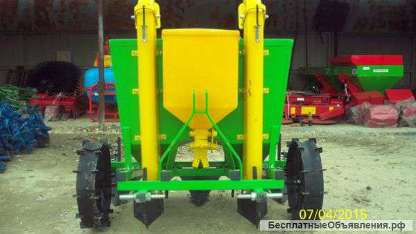 Картофелесажалка 2 - х рядная с подкормкой