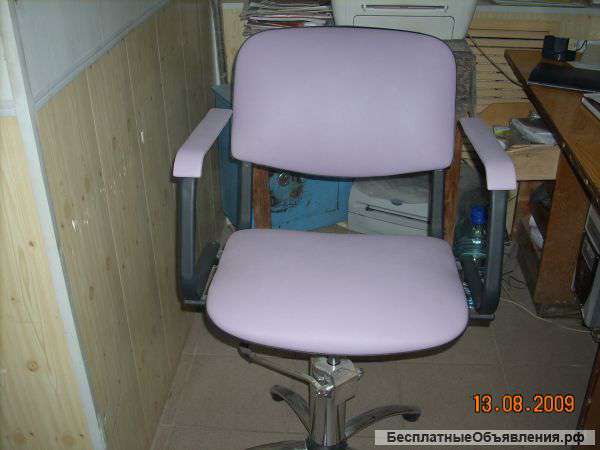 Перетяжка офисных кресел