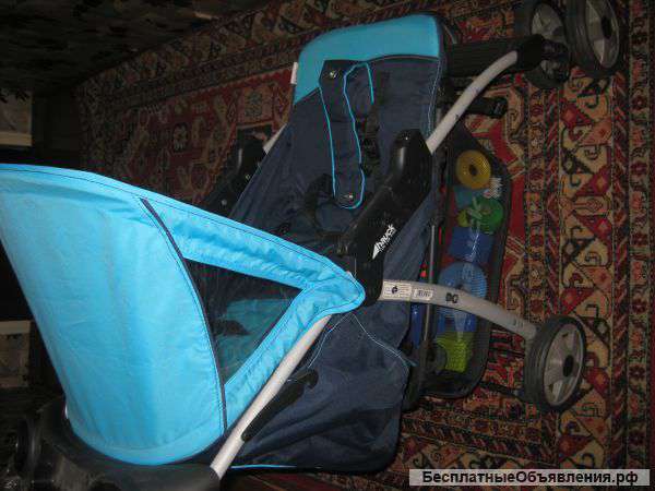 Прогулочная коляска