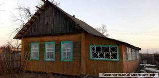 Жилой дом площадью 31,3м² с земельным участком 43 сотки