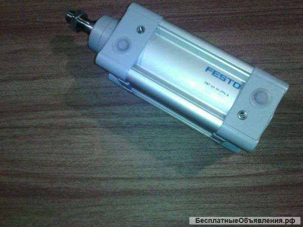 Пневмоцилиндр Festo