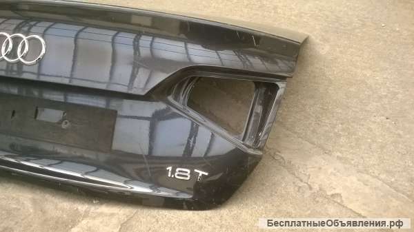 Крышка багажника для ауди А 4. Б/У, оригинал.