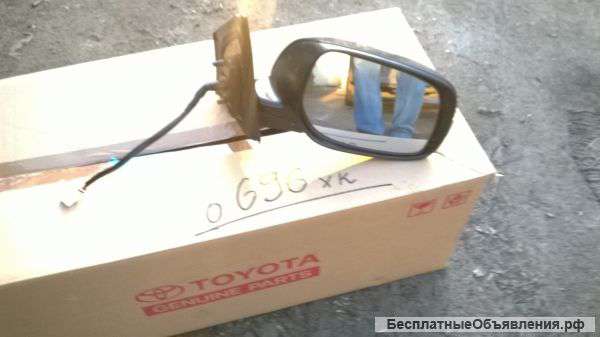 Зеркало правое для Тойота. Б/У, оригинал.