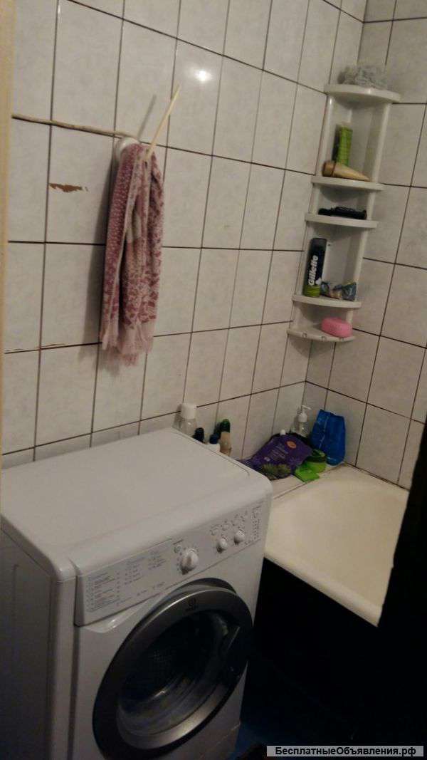 Сдается комната в трехкомнатной квартире