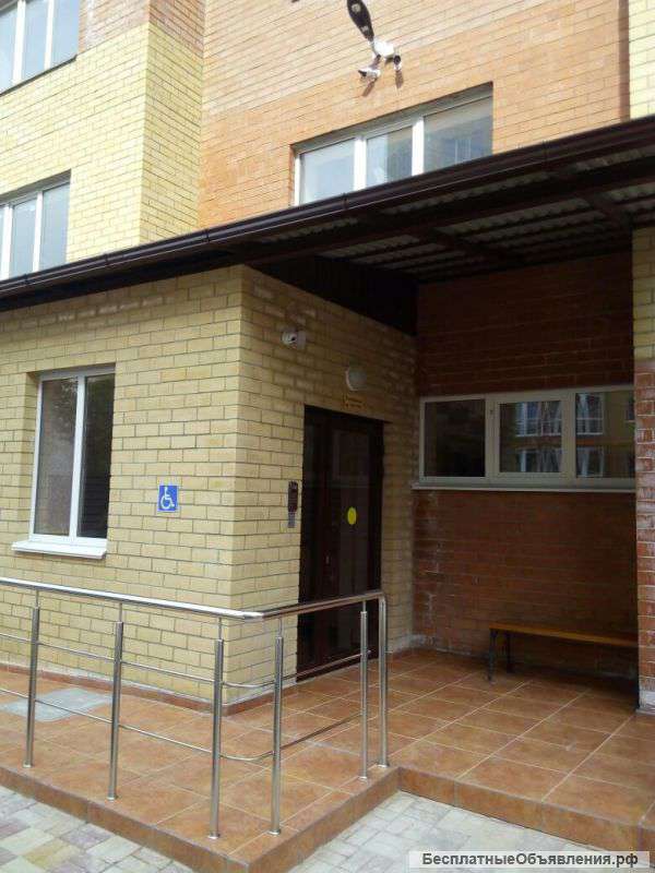 Двухкомнатную квартиру в новом доме