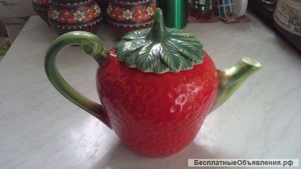 Чайник заварочный " клубничка"