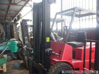 3 т Болгарский погрузчик ДВ1788