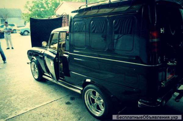 Водитель со своим авто