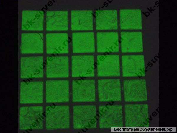 Светящийся в темноте пластик