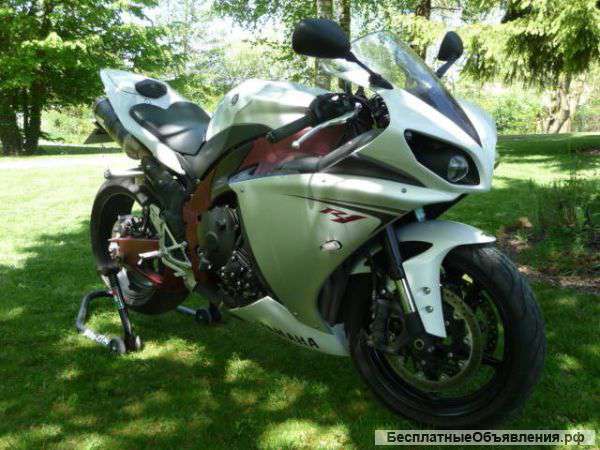 Yamaha R1 Inj