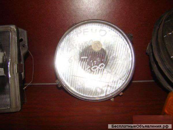 Renault Twingo 1964 г.в. Фара.