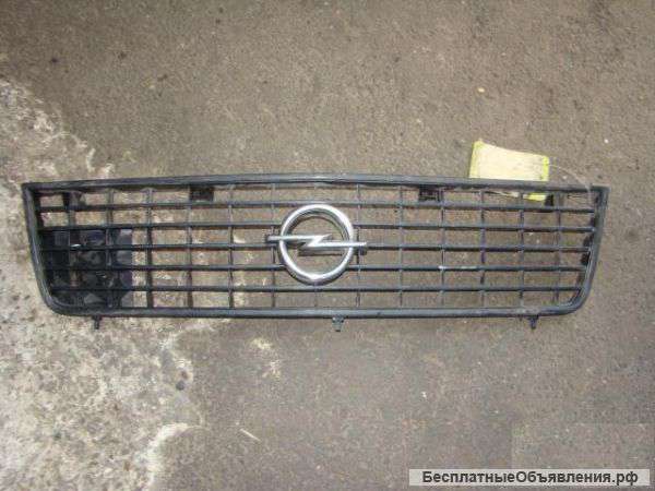 Opel Ascona B 1979 г.в. Решетка радиатора