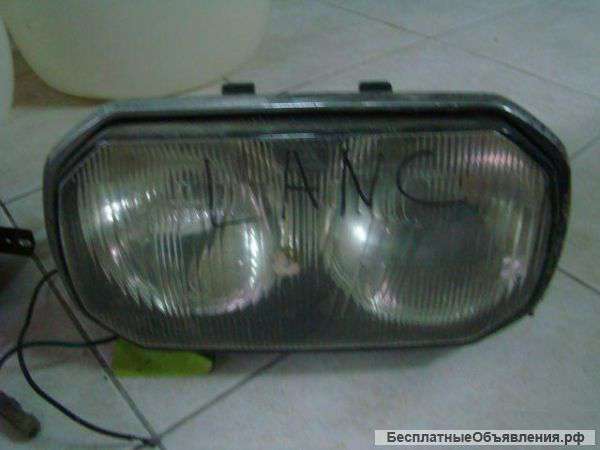 Lancia. Год, модель-ну. Фары