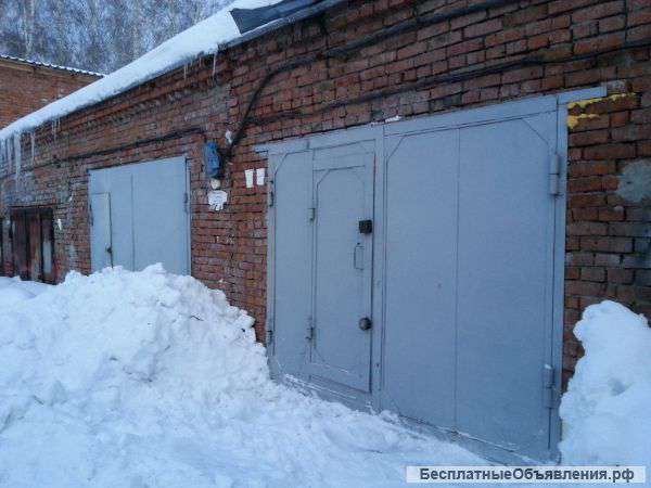 Неохраняемый железобетонный гараж