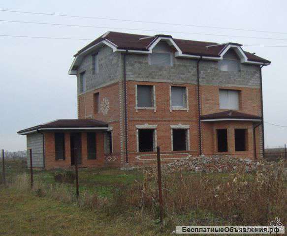 Уютный и Добротный 3 этажный коттедж с видом на море