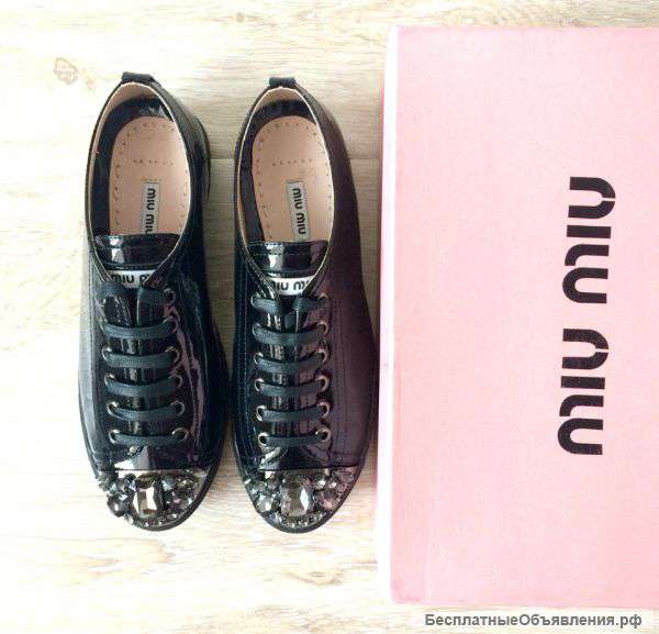 Miu Miu лаковые кожаные кеды
