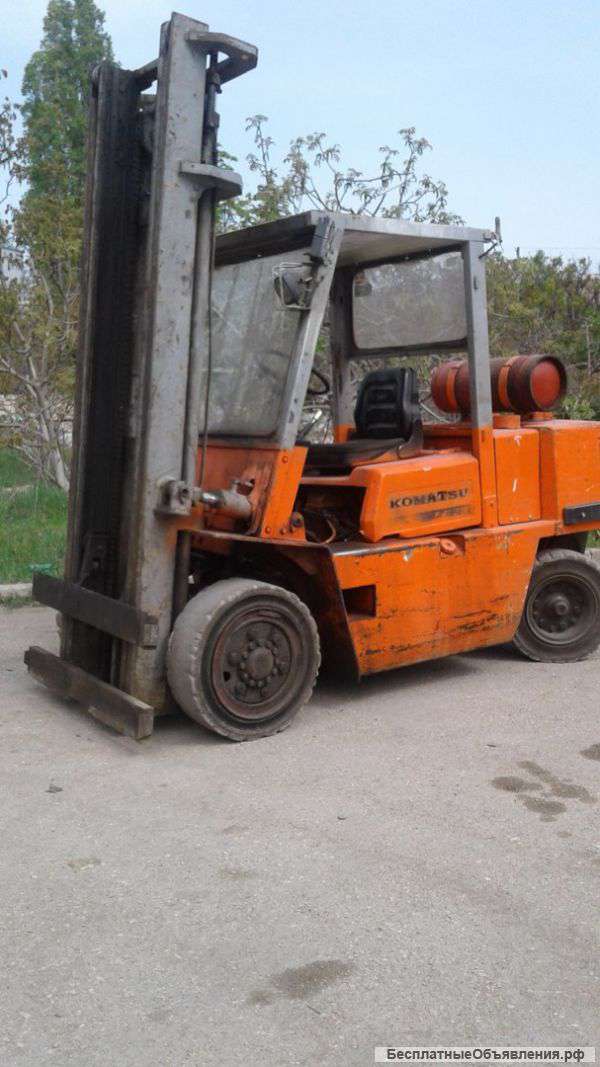 Погрузчик вилочный Komatsu FG35