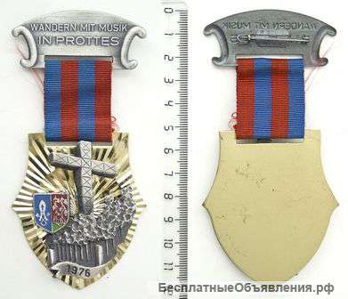 Знак Туризм с музыкой в Prottes 1976г