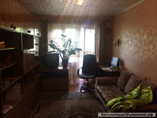 В Кропоткине по ул. Красной 2-комн. квартира 43 кв.м. 4/5