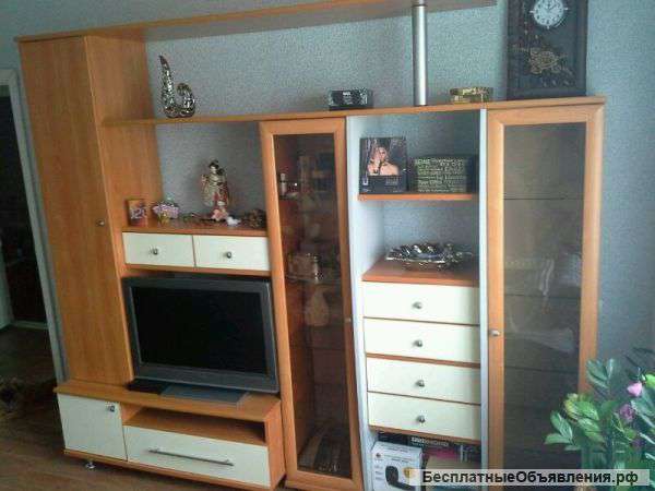 Стенка б/у в отл сост